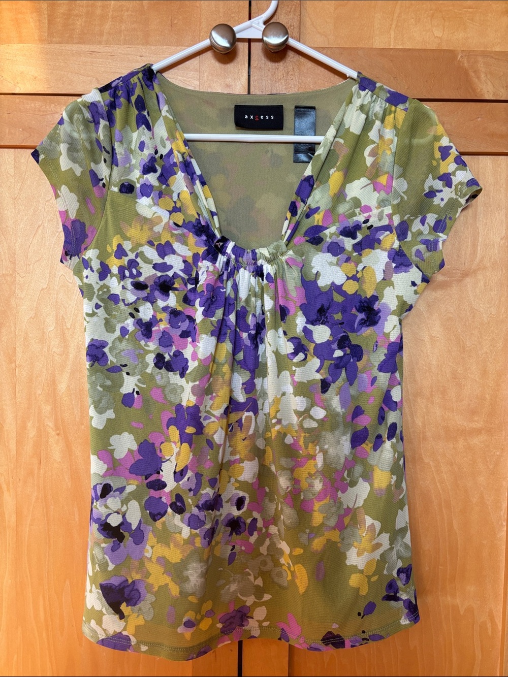 AXCESS Olive Floral Scoop Neck Top in Purple & Yellow-Size M-